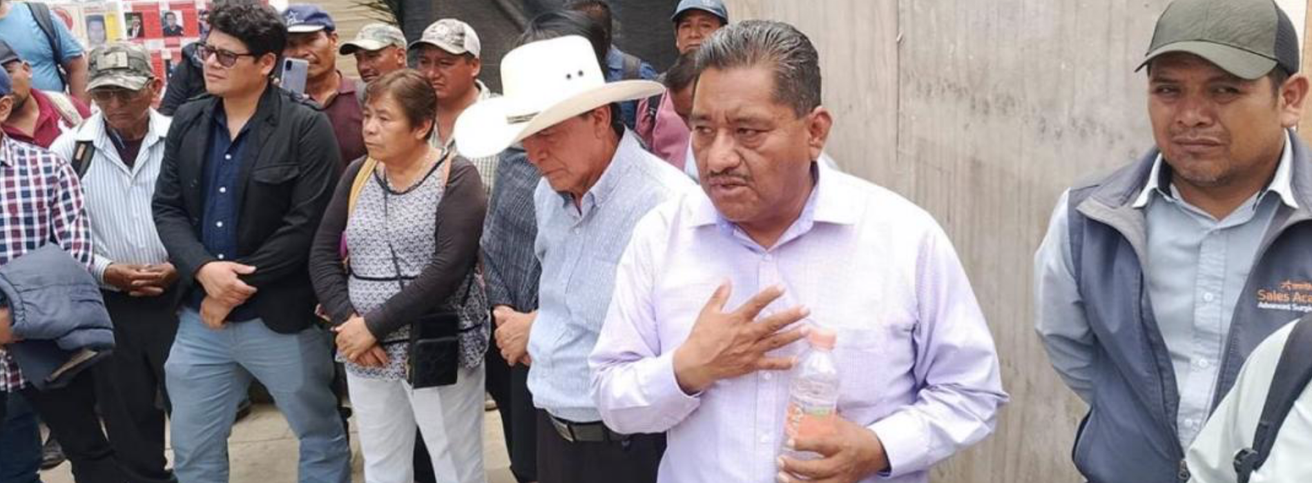 Tras acusarlos de violencia, autoridades de Mixtepec exigen renuncia del secretario de Gobierno de Oaxaca